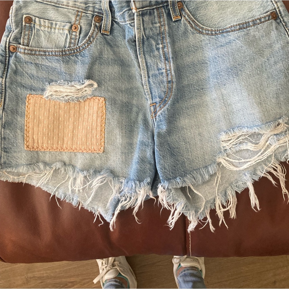 Denim daisy duke shorts, size 4.